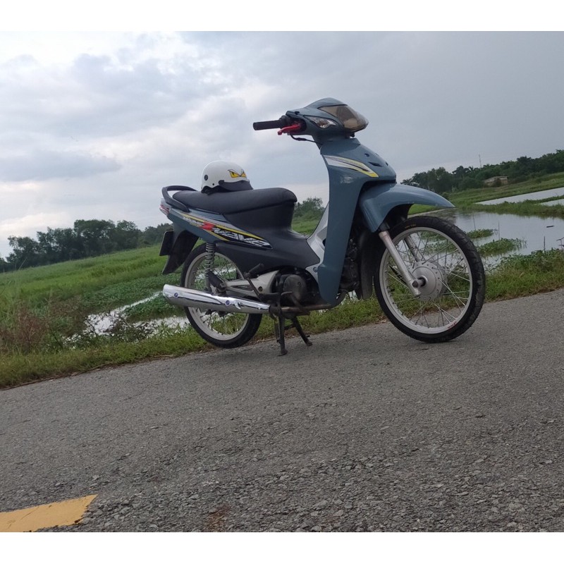 Dàn áo RS màu xi măng tặng kèm đèn lái ,tem và ốc áo xe  nhận sơn theo yêu cầu của khách hàng