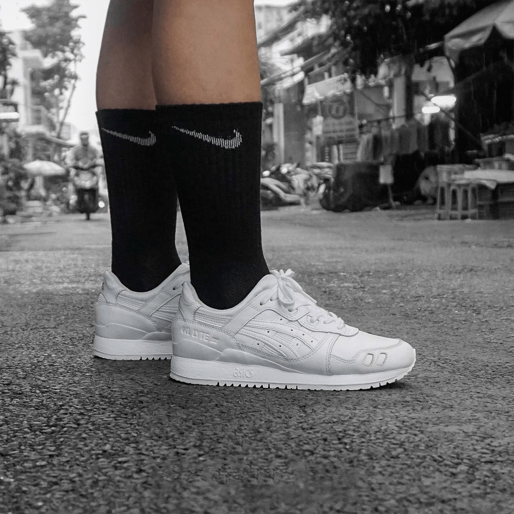 Tất nike cổ cao dệt kim 3 màu trắng, đen, xám dày dặn không gây mùi hôi chân