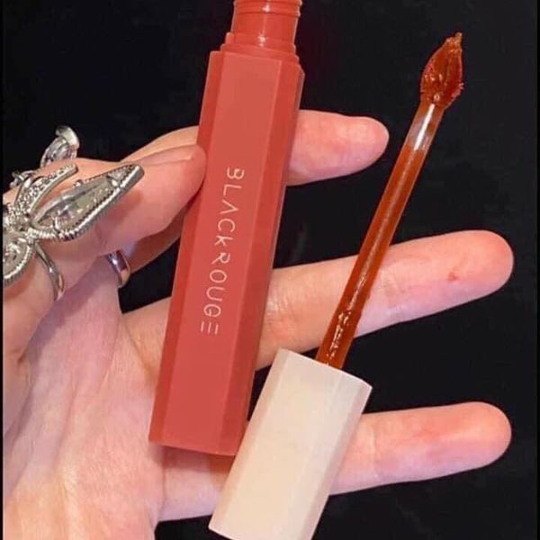 Son tint, kem lì Black Rouge Half N Half Water ( HV04-cam cháy đỏ)