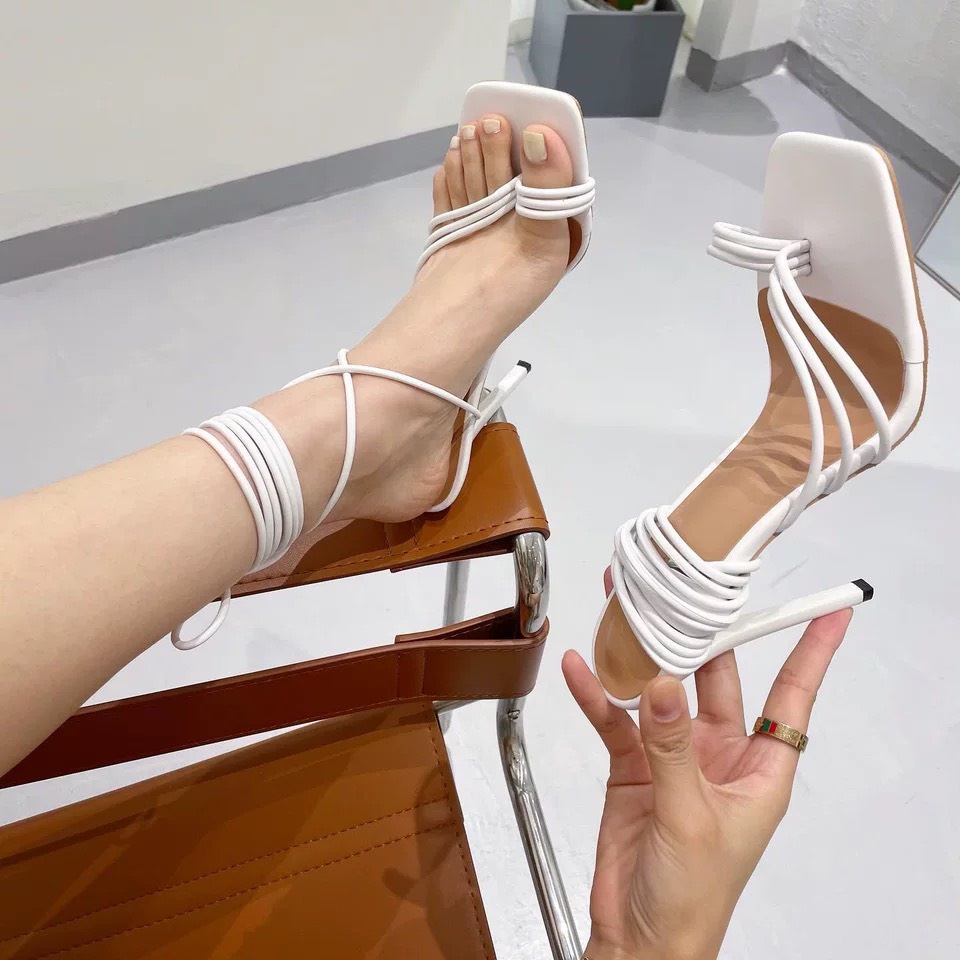 Sandal cột dây 9p siêu sang chảnh chất da đẹp chuẩn form hàng đẹp như hình - Chị Chảnh Store