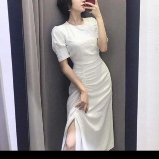 Đầm trắng vintage