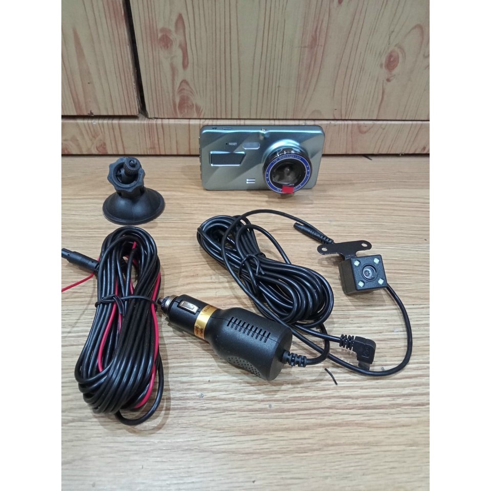 Camera hành trình 4inch độ phân giải 1080p có camera lùi | BigBuy360 - bigbuy360.vn