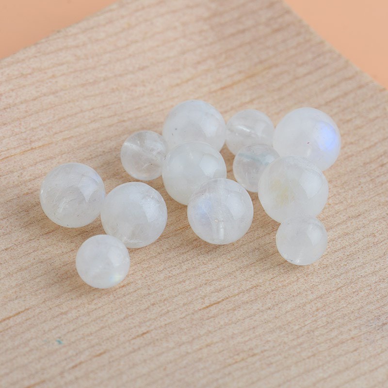 Đá Mặt Trăng  cho mệnh Kim - Thủy. Dùng để DIY handmade vòng Phong Thủy.