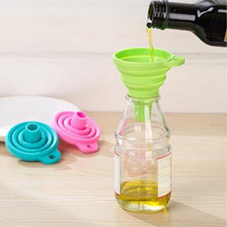 Phễu bằng silicone thiết kế nhỏ có thể gấp lại