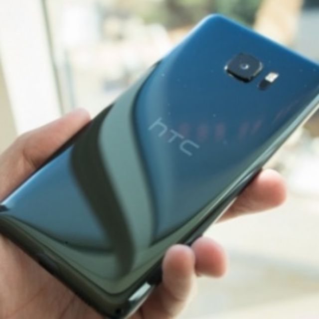 Điện thoại HTC U ULTRA màu xanh bảo hành chính hãng