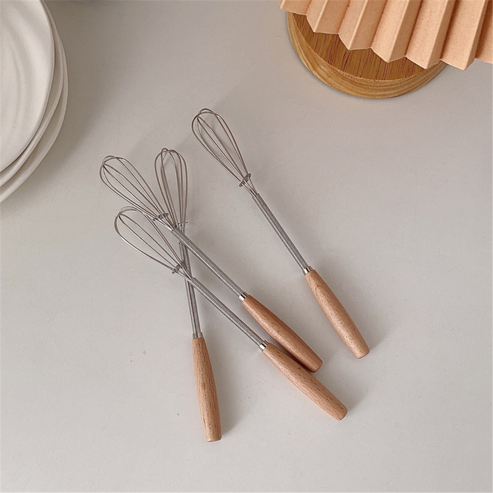 1 Dụng Cụ Đánh Trứng Bằng Thép Không Gỉ Tay Cầm Bằng Gỗ