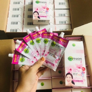 Hộp 6 gói dưỡng da Garnier