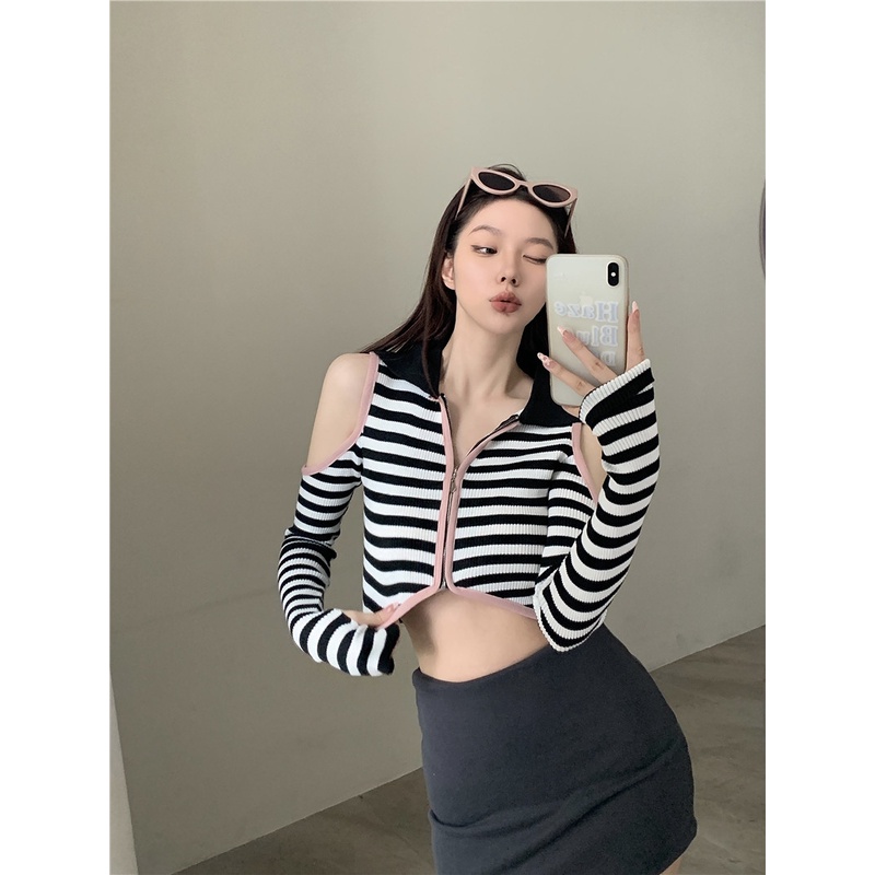 Áo Dệt Kim Tay Dài Trễ Vai Họa Tiết Kẻ Sọc Phong Cách Hong Kong Cổ Điển Thời Trang Cho Nữ