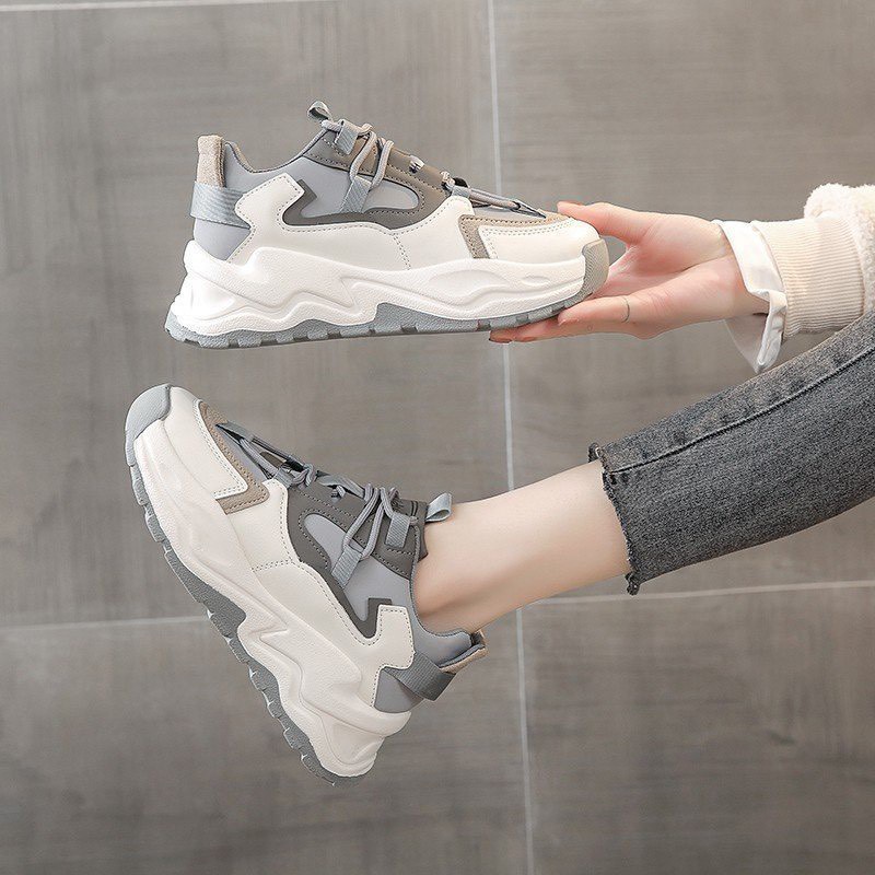 Giày MWC 0568 - Giày Thể Thao Nữ Cổ Thấp, Sneaker Da Đế Cao Năng Động Trendy
