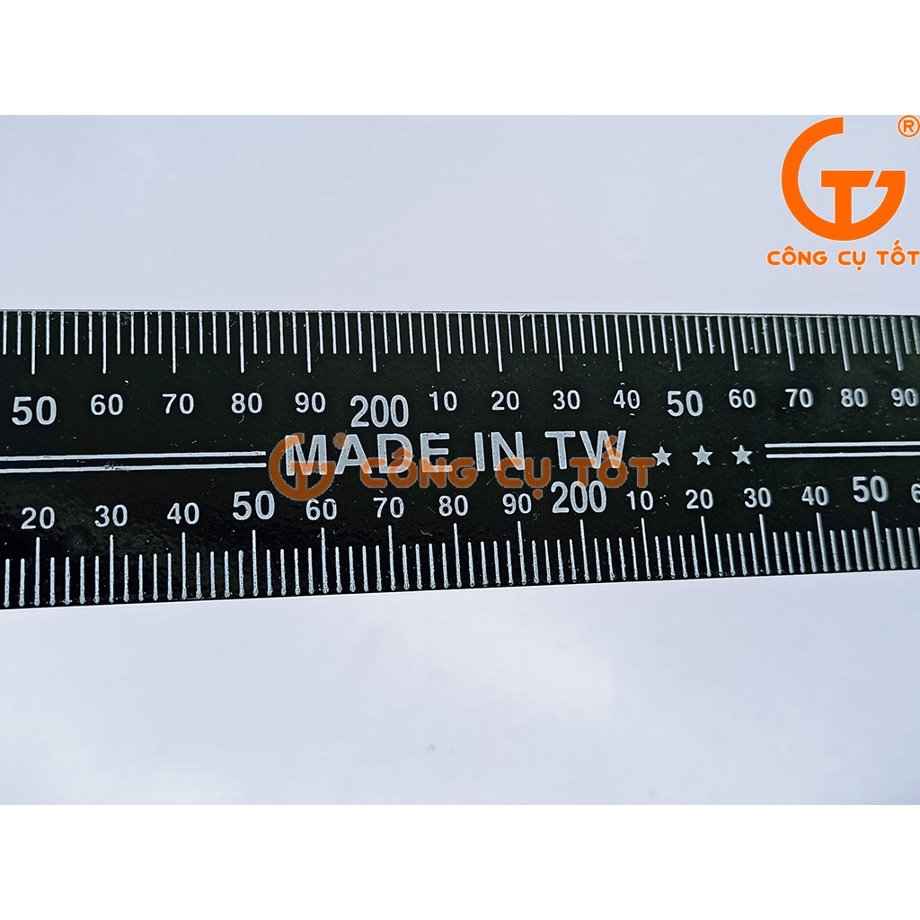 Thước kẻ vuông đen hệ inch và hệ mét 29x45cm