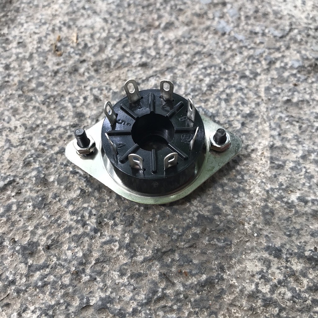 Đế đèn 8 chân chính hãng 3Q Nhật Bản