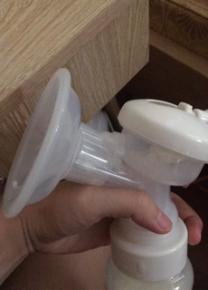 Thanh lý máy vắt sữa cầm tay