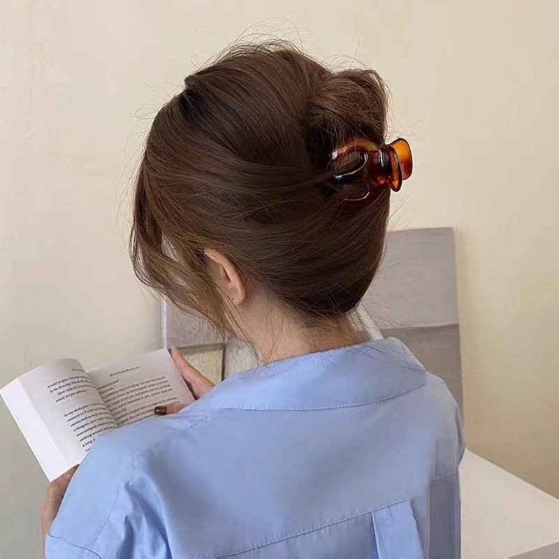 1 Kẹp Tóc Nhựa Màu Sắc Xinh Xắn Dành Cho Nữ
