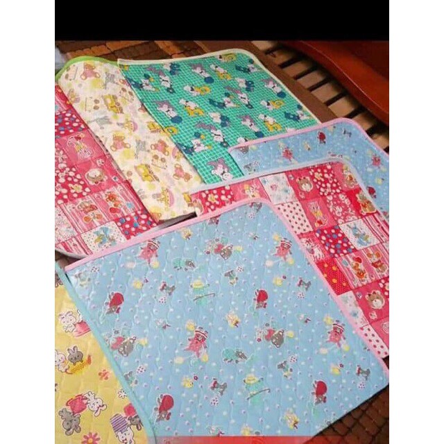 Chiếu Nhựa chống thấm cho bé