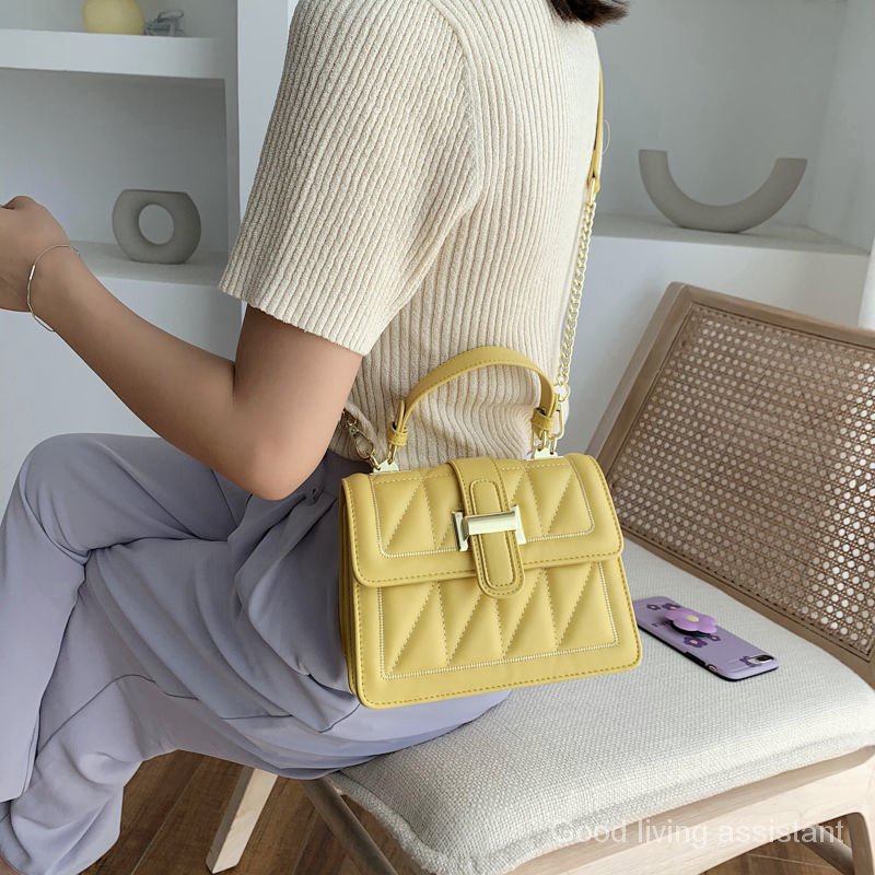 Túi đeo chéo thêu họa tiết kiểu dáng thời trang thu đông cho nữ