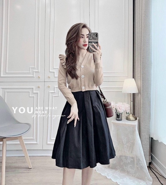 BÁN SỈ ÁO LEN KHOÁC BÈO VAI ĐEN VÀ BE CHO NỮ | BigBuy360 - bigbuy360.vn