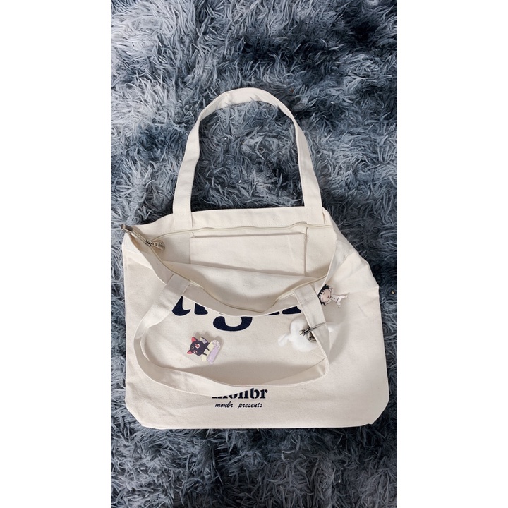 Túi vải tote đeo chéo, chất canvas cao cấp đi học đi chơi phong cách năng động thời thượng hoạ tiết chữ UGH | TV03
