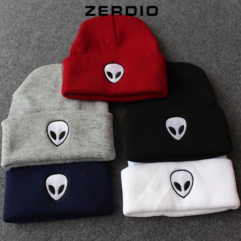 Mũ len ngắn, Nón Beanie Alien đẹp, cá tính cho cả nam và nữ
