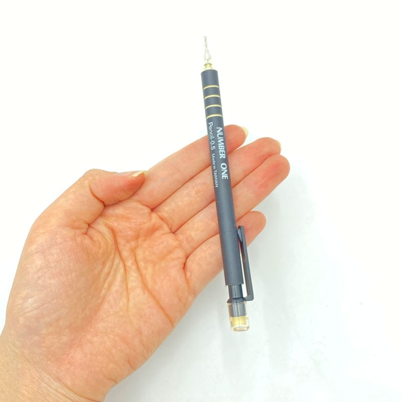 Bút Chì Bấm 0.5 mm Number One (Mẫu Màu Giao Ngẫu Nhiên)