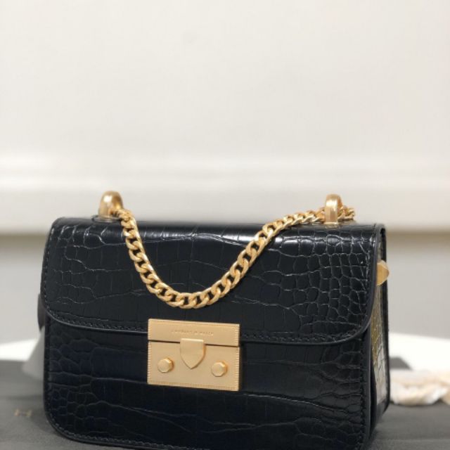 Túi Charles Keith