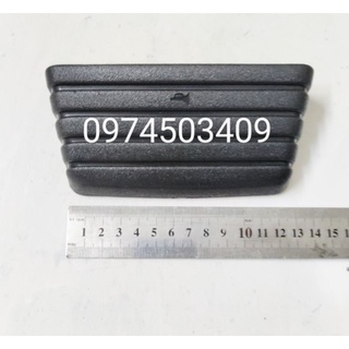 Nắp còi, phím còi lắp Daewoo, Suzuki 5 tạ, 7 chỗ