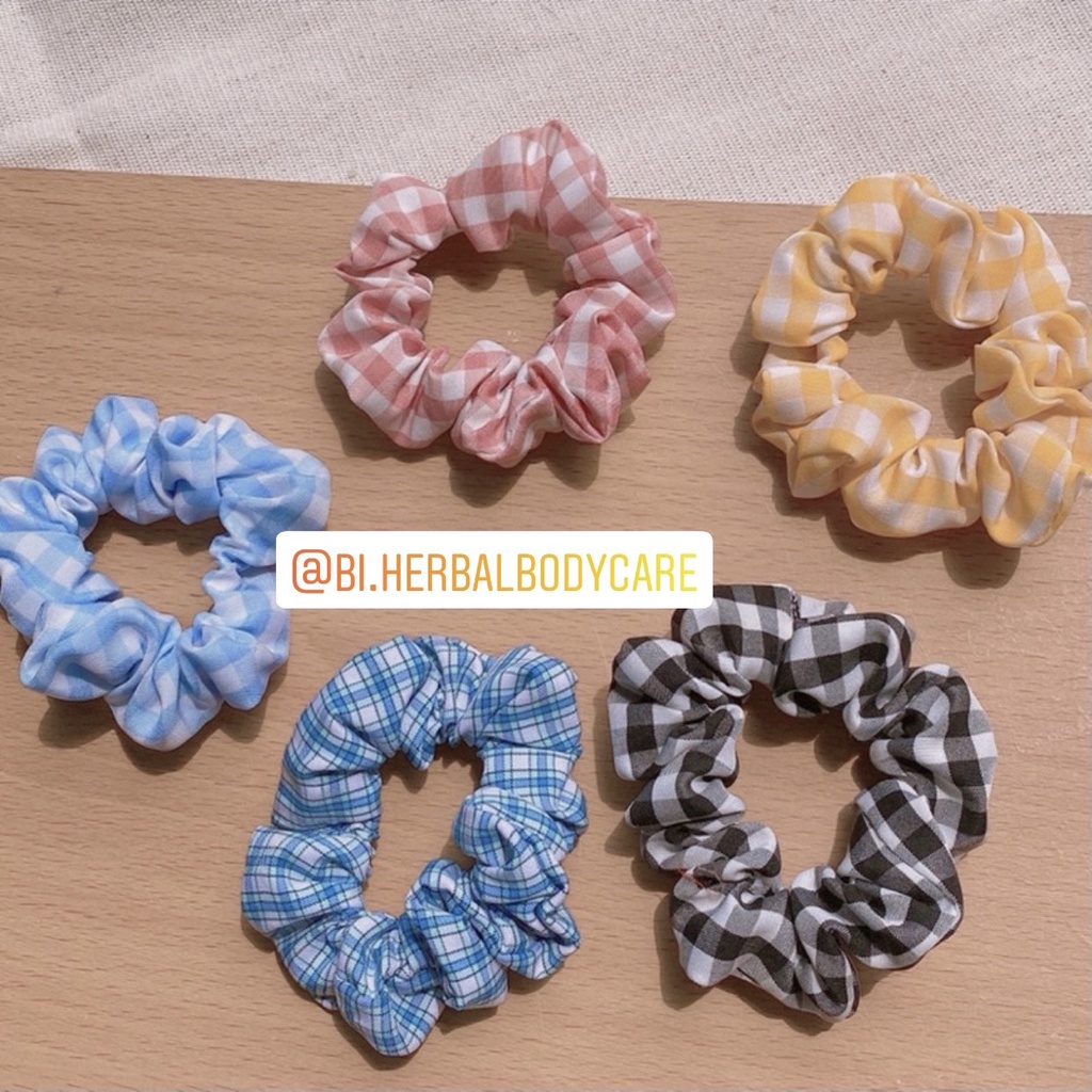 [Hàng thiết kế] Scrunchies cột tóc, buộc tóc hoạ tiết caro đơn giản nhiều màu mini size dành cho bạn nữ handmade