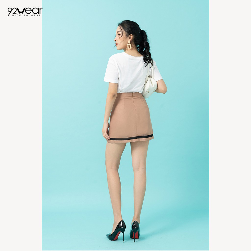 Chân váy ngắn A công sở 92WEAR 2 màu, phối viền JAW0739 | BigBuy360 - bigbuy360.vn