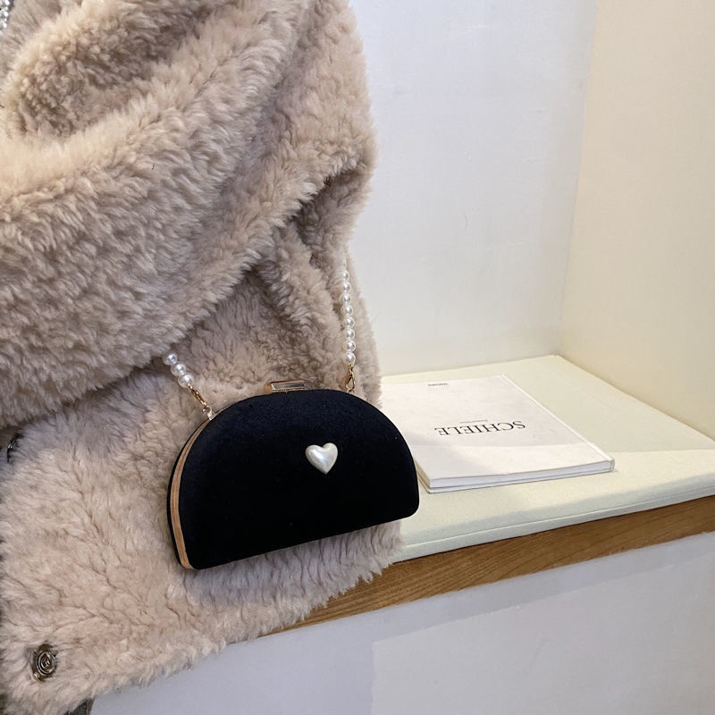 Túi Đeo Chéo Dáng Vuông Nhỏ Bằng Vải Nhung Đính Hạt Ngọc Trai Đơn Giản Phong Cách Retro Hàng Mới 2020 Dành Cho Bạn Nữ