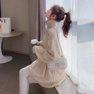 Áo len cổ lọ dáng dấu quần