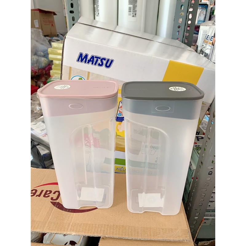 Bình đựng nước Lock & Lock 1.4L
