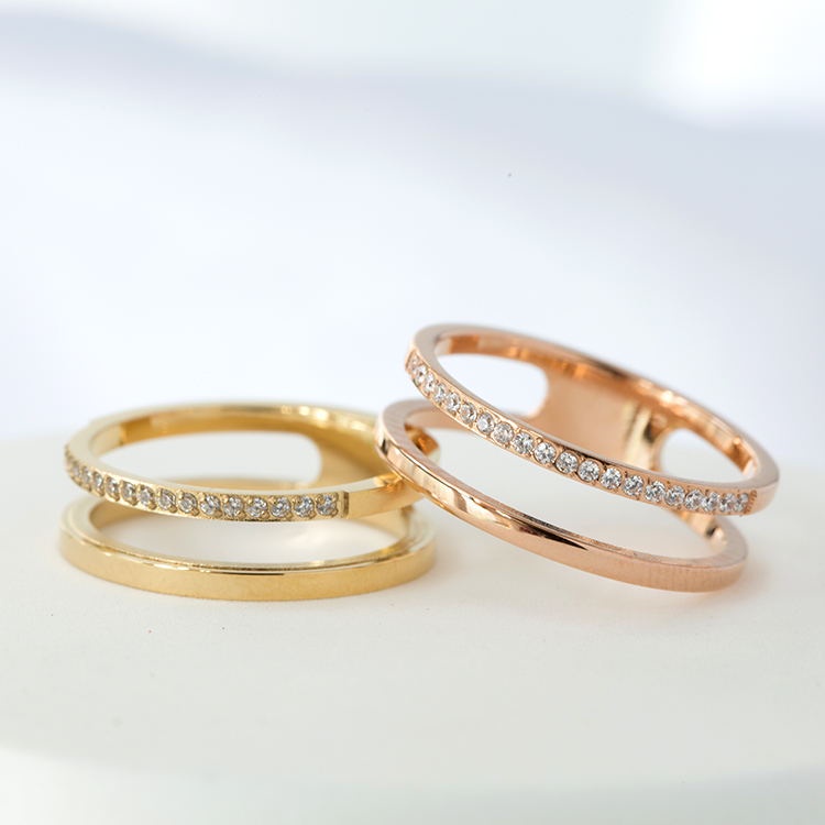 Nhẫn nữ titan rỗng hai lớp đính đá J4-102 - CAM KẾT KHÔNG BAY MÀU