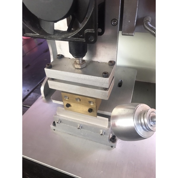 Máy ép cổ, máy ép cổ cáp màn hình điện thoại và máy tính bản. BH 36 tháng