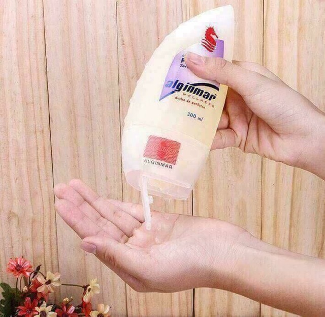 Sữa tắm nước hoa CÁ NGỰA ĐỨC