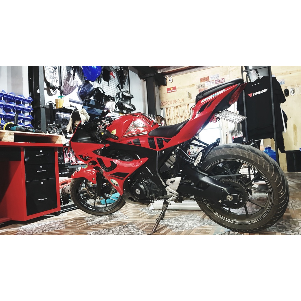 Ốp gắp Suzuki GSX R150 - S150