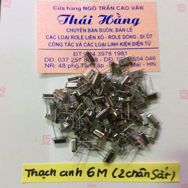 Thạch anh 6 M/2 chân sắt giá cho 20 chiếc