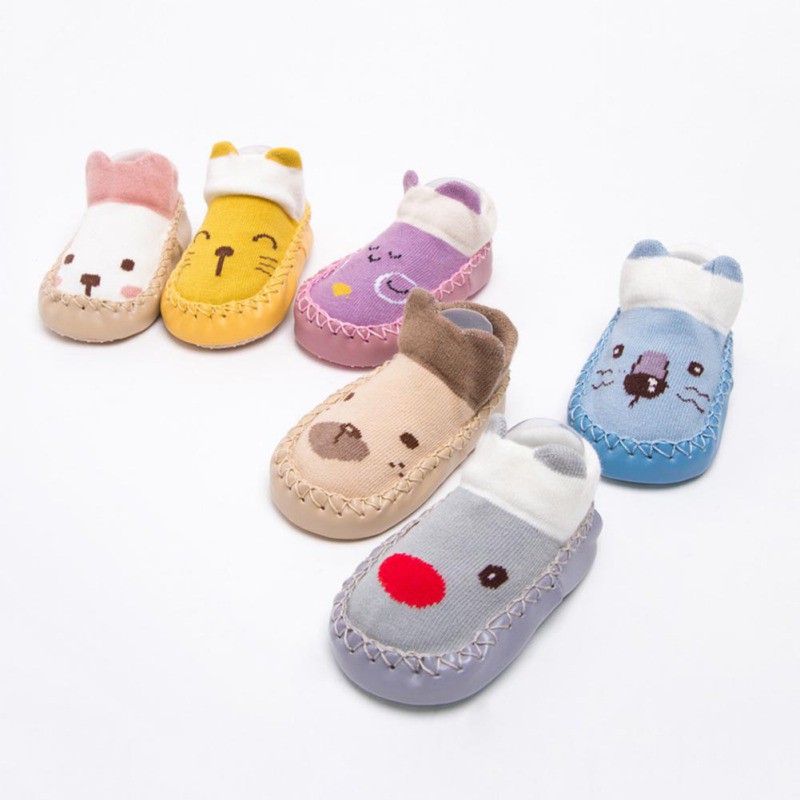 Tất cotton chống trượt hoạ tiết hoạt hình đáng yêu cho bé
