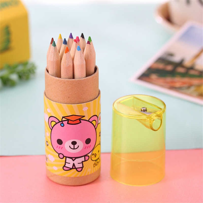 12c/1 hộp bút sáp màu kèm đầu gọt bút