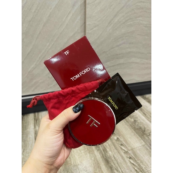 Phấn Nước Tom Ford Traceless Touch Foundation Case Satin - Matte Cushion | BigBuy360 - bigbuy360.vn