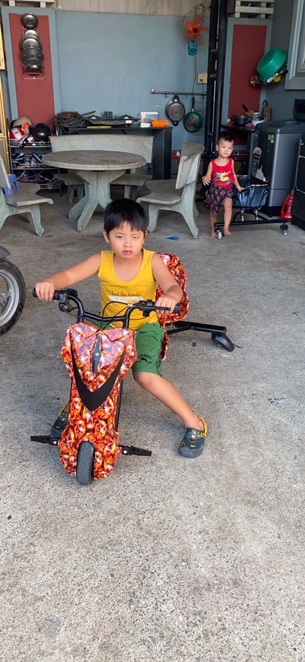 Xe Drift 2 ghế có giảm sóc 36v 2 người ngồi