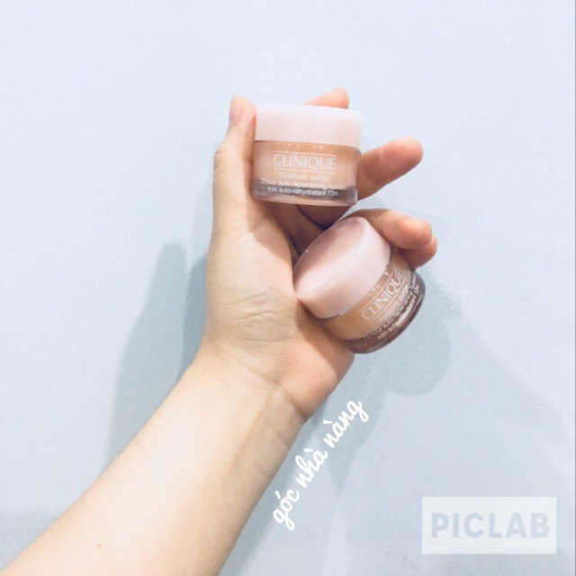 Kem dưỡng Clinique Moisture Surge 72h 15ml