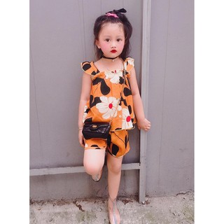 Bộ Lụa Hoa Cánh Tiên Cho Bé Gái