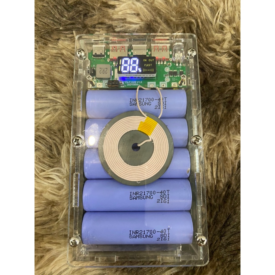 (ĐỌC KĨ LƯU Ý ) Box sạc dự phòng pin 21700, mica trong suốt mạch sạc không dây , 2 cổng sạc nhanh QC 3.0. BN.