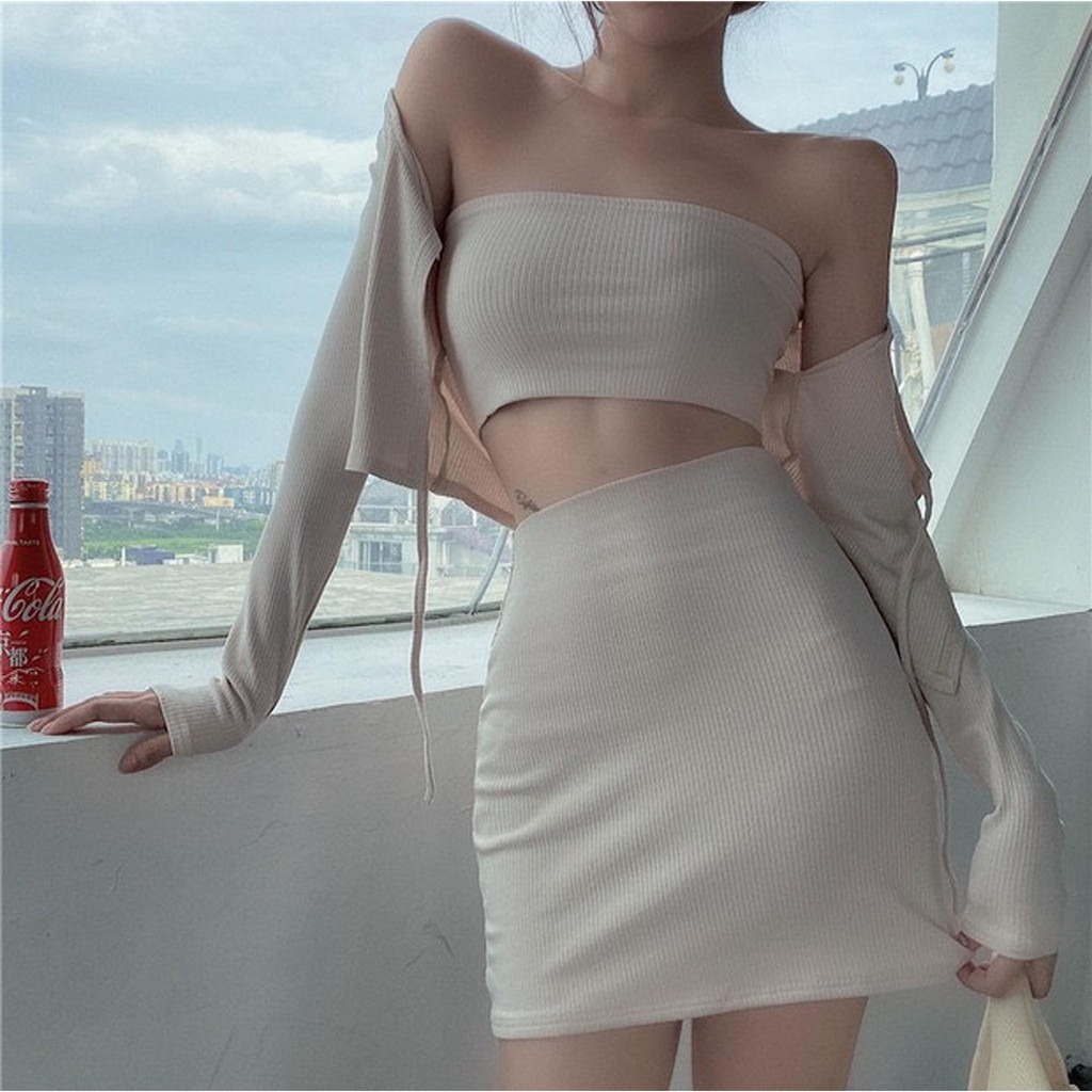 Set trắng kem khoác ngoài cột dây + Áo croptop ngắn + Chân váy | BigBuy360 - bigbuy360.vn