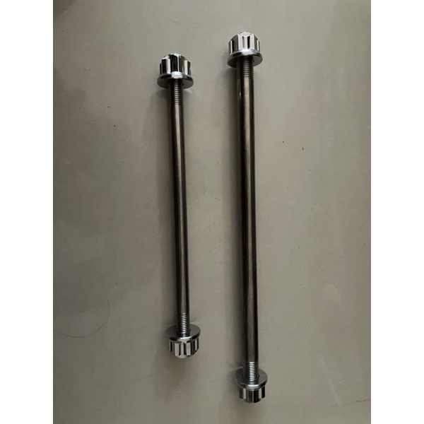Cốt bánh trước sau Salaya luôn tán