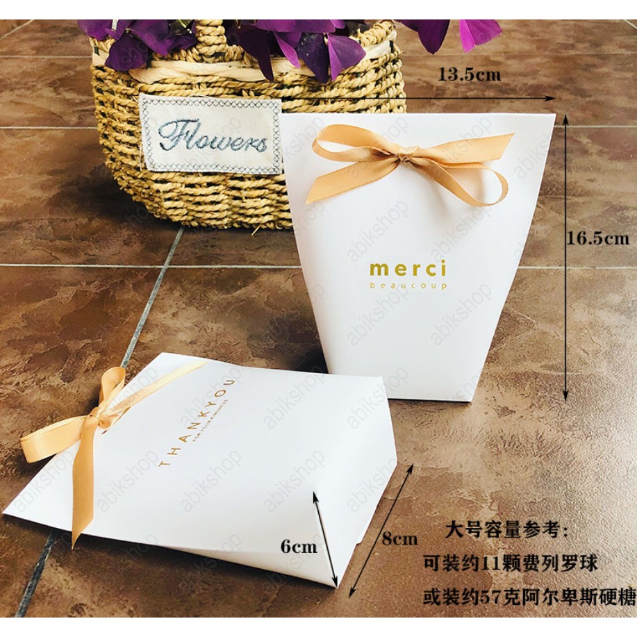 [Sỉ] Hộp quà xếp Merci beaucoup loại lớn siêu đẹp giá rẻ, tặng kèm ruy băng | BigBuy360 - bigbuy360.vn