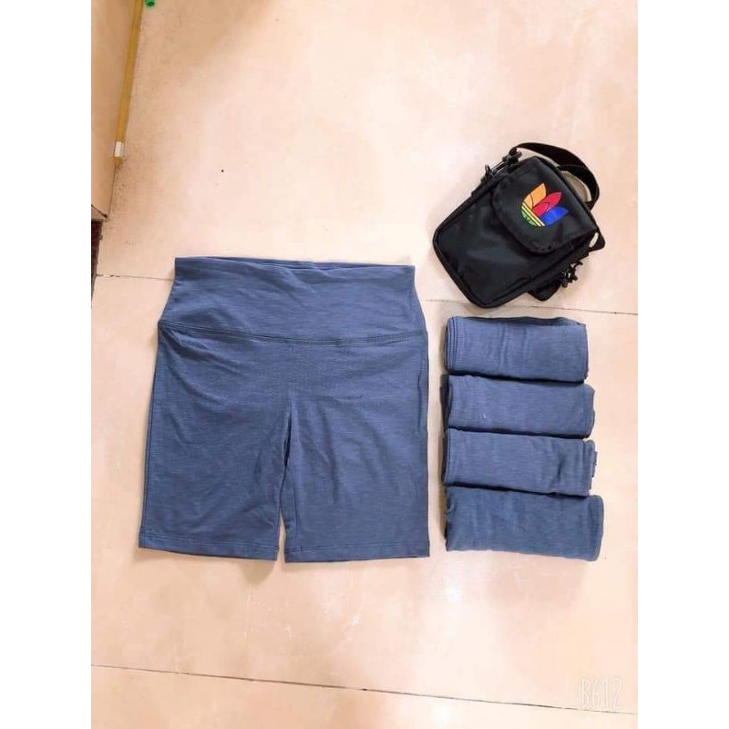 Quần legging đùi xuất xịn chất cotton vô cùng thoải mái. | BigBuy360 - bigbuy360.vn