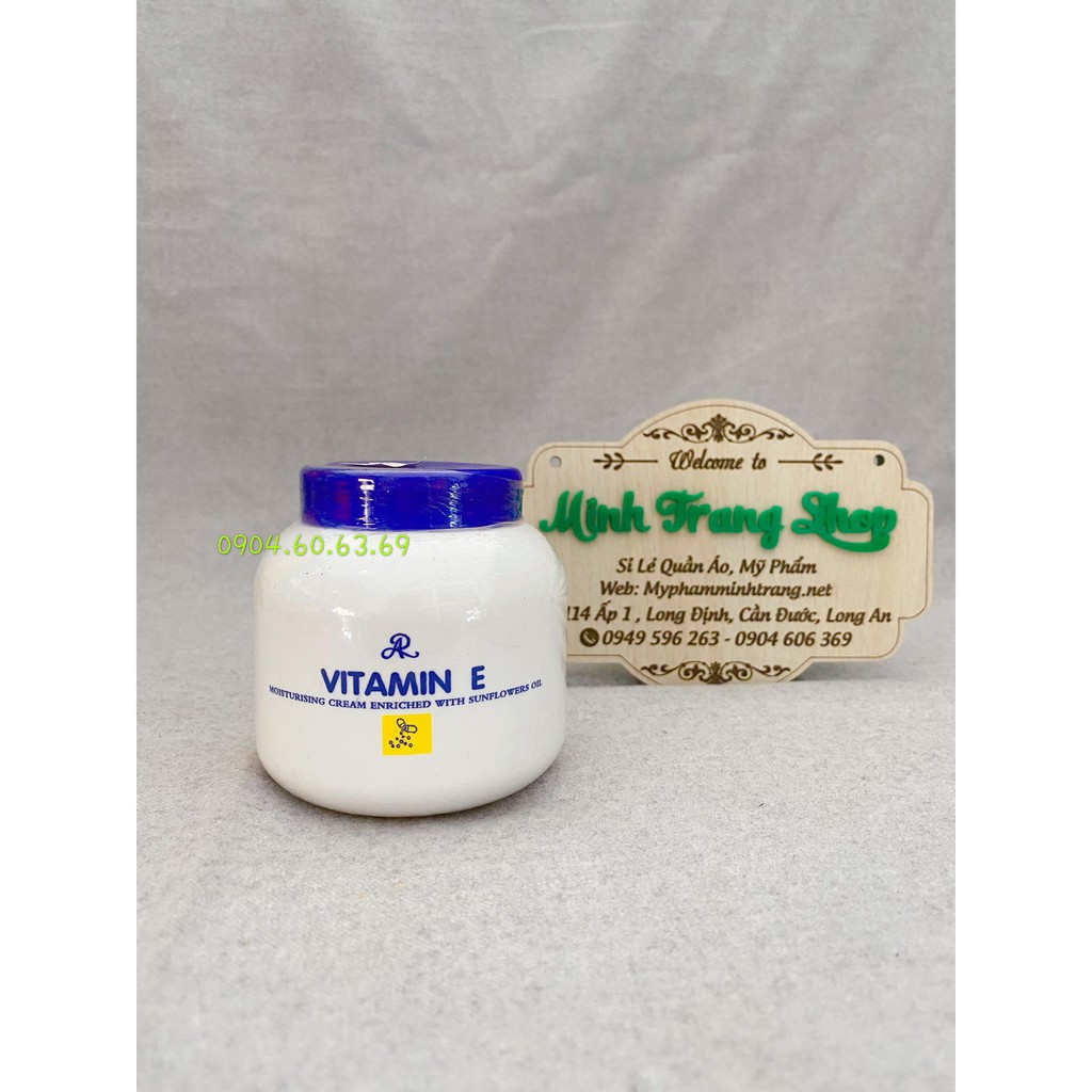 Kem Vitamin e Thái Lan Nắp Xanh