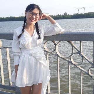 Đầm voan lụa trắng thanh lí 50k