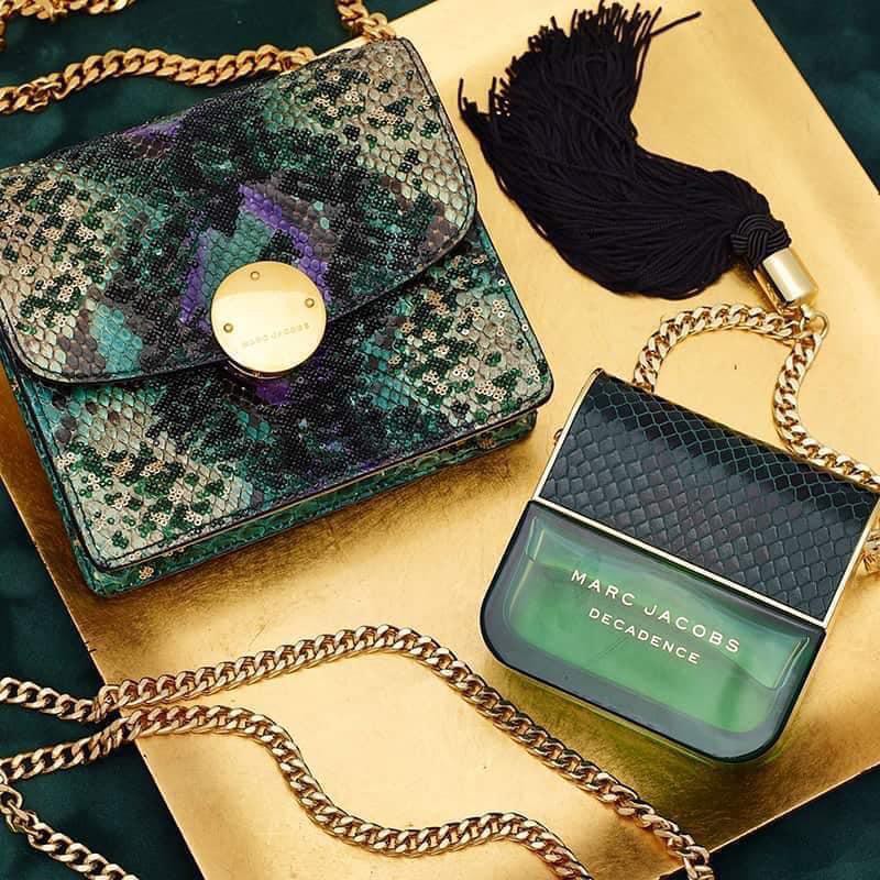 [𝘊𝘩𝘪́𝘯𝘩 𝘏𝘢̃𝘯𝘨] Nước Hoa Nữ Mini 𝐌𝐀𝐑𝐂 𝐉𝐀𝐂𝐎𝐁𝐒 𝐃𝐄𝐂𝐀𝐃𝐄𝐍𝐂𝐄_Cô Gái Điệu Đà Nhà Marc Jacobs | BigBuy360 - bigbuy360.vn