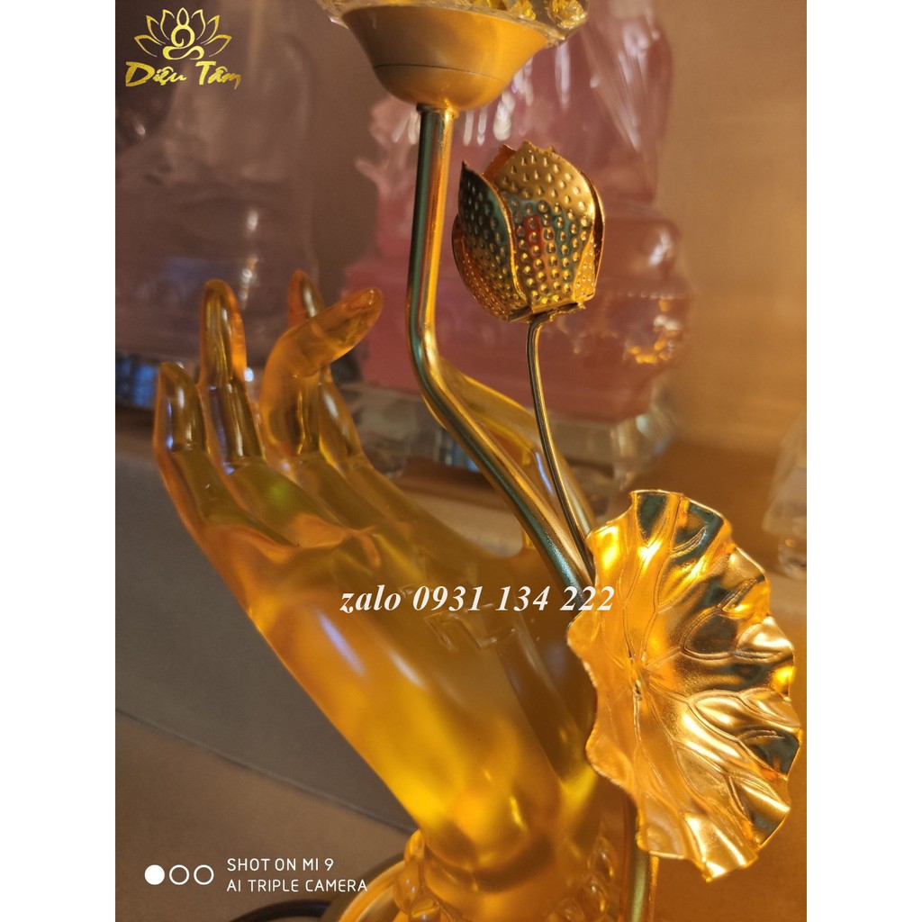 Cặp Đèn thờ tay phật cầm hoa sen, Đèn thủ ấn liên hoa lưu ly pha lê cao cấp